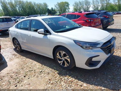 SUBARU LEGACY 2025