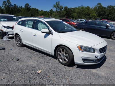 VOLVO V60 2016