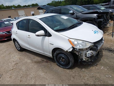 TOYOTA PRIUS C 2012