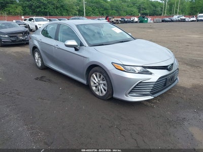 TOYOTA CAMRY 2023