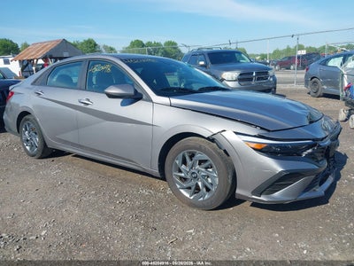 HYUNDAI ELANTRA 2024