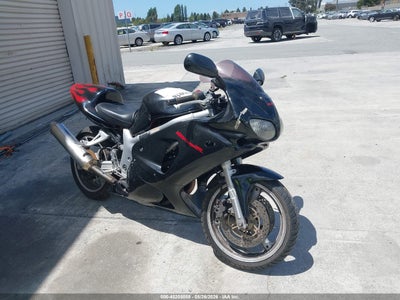 SUZUKI SV650 2001