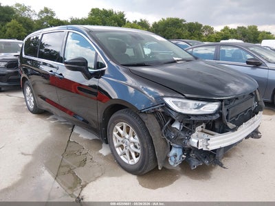 CHRYSLER PACIFICA 2024