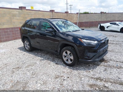 TOYOTA RAV4 2025