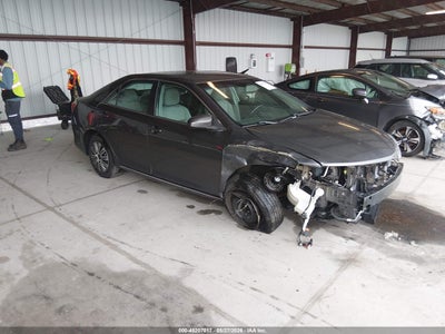 TOYOTA CAMRY 2012