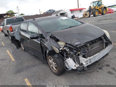 TOYOTA PRIUS 2010