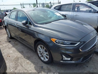 FORD FUSION ENERGI 2019