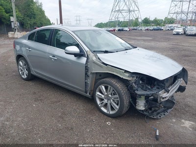 VOLVO S60 2012