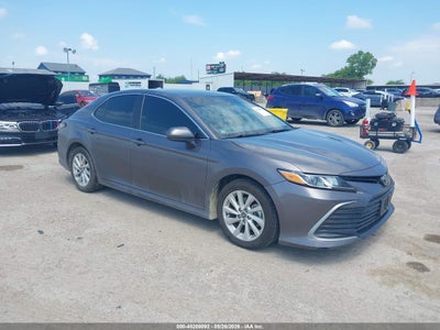TOYOTA CAMRY 2024