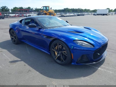 ASTON MARTIN DBS 2019