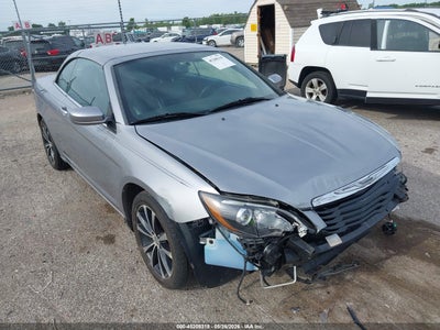 CHRYSLER 200 2013
