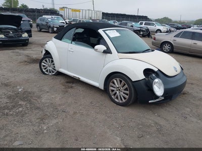 VOLKSWAGEN NEW BEETLE 2009