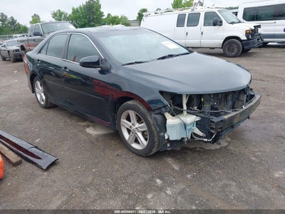 TOYOTA CAMRY 2013