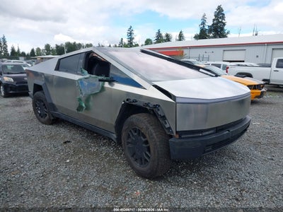 TESLA CYBERTRUCK 2024