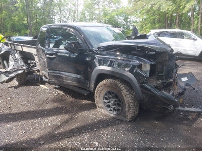 TOYOTA TACOMA 2022