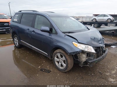 TOYOTA SIENNA 2014