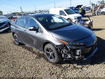 TOYOTA PRIUS PRIME 2021
