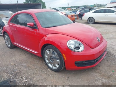 VOLKSWAGEN BEETLE 2012