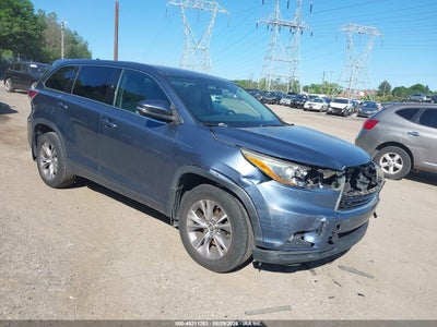 TOYOTA HIGHLANDER 2016