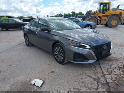 NISSAN ALTIMA 2025