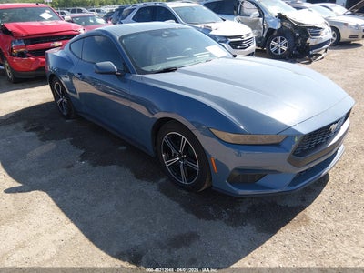 FORD MUSTANG 2025