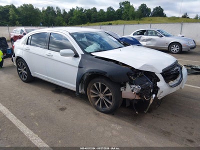 CHRYSLER 200 2014