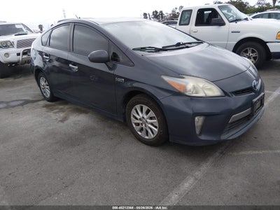TOYOTA PRIUS PLUG-IN 2012