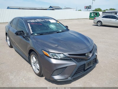 TOYOTA CAMRY 2020