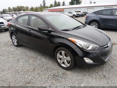 HYUNDAI ELANTRA 2013
