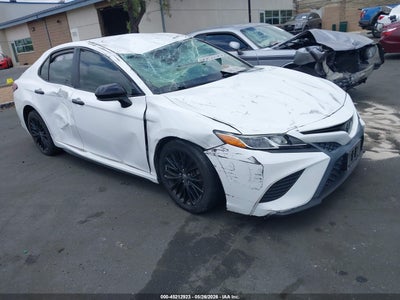 TOYOTA CAMRY 2019
