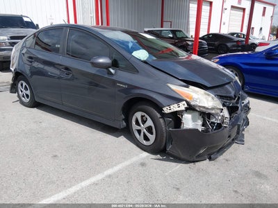 TOYOTA PRIUS 2014