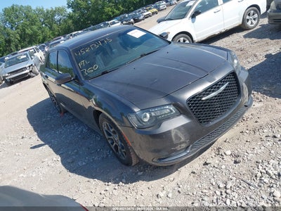 CHRYSLER 300 2015