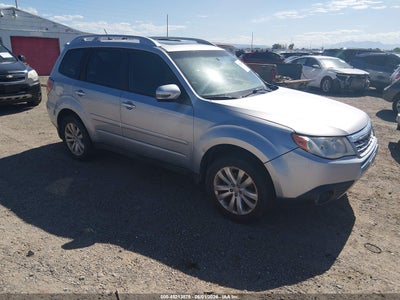 SUBARU FORESTER 2012