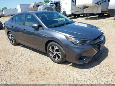 SUBARU LEGACY 2025