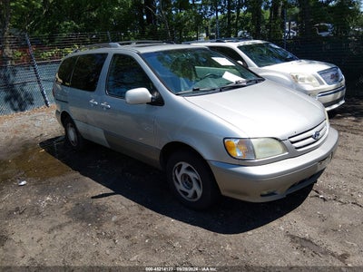 TOYOTA SIENNA 2002