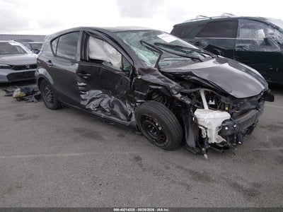 TOYOTA PRIUS C 2016