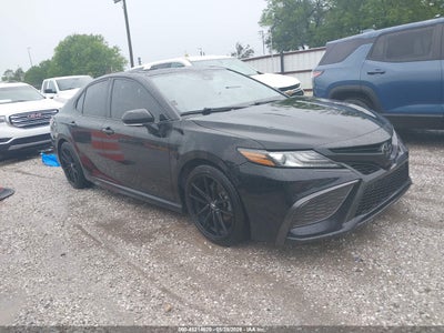 TOYOTA CAMRY 2021