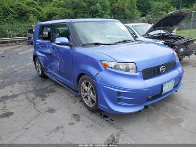 SCION XB 2010