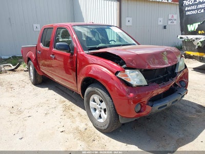 NISSAN FRONTIER 2013
