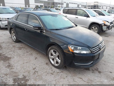 VOLKSWAGEN PASSAT 2013