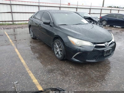 TOYOTA CAMRY 2016