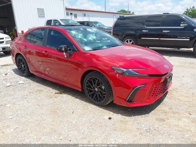 TOYOTA CAMRY 2026