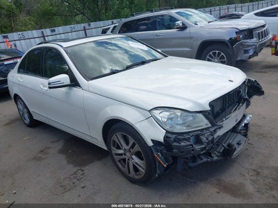 MERCEDES-BENZ C 300 2013