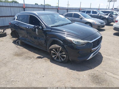 INFINITI QX30 2017