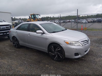 TOYOTA CAMRY 2011