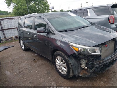 KIA SEDONA 2016