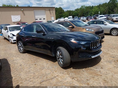 MASERATI LEVANTE 2017