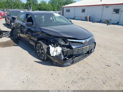 TOYOTA AVALON 2017