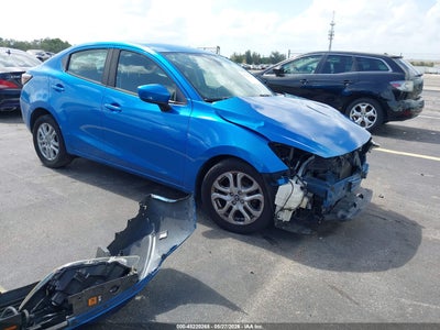 TOYOTA YARIS IA 2017