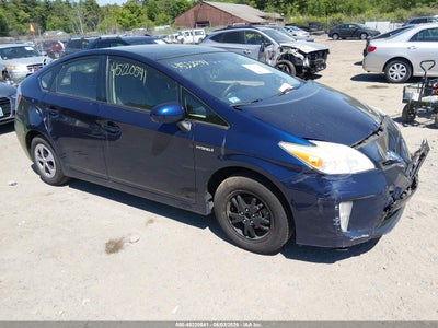 TOYOTA PRIUS 2012